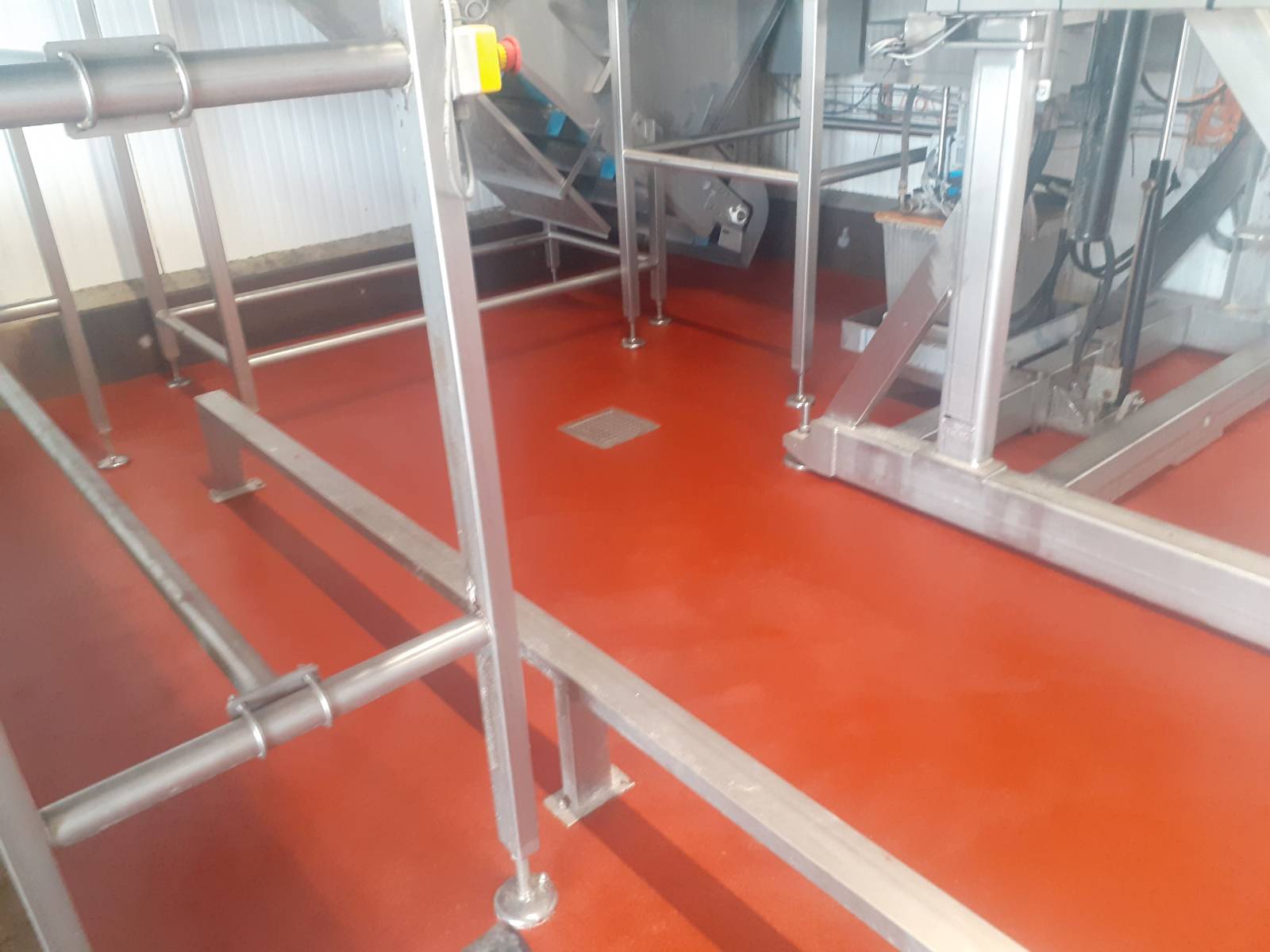 Rénovation de sol en résine polyuréthane pour parking souterrain à Lyon 69 Rhône